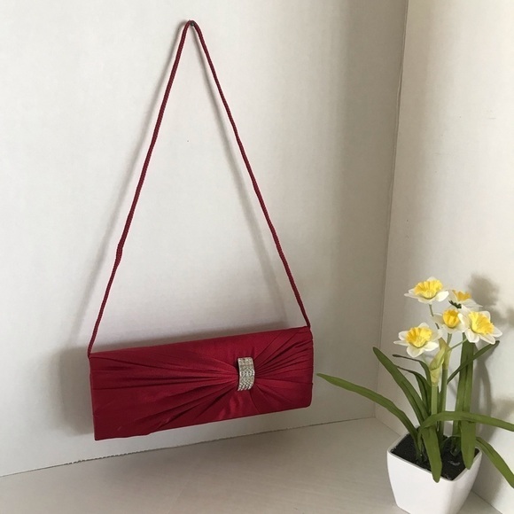 Fioni Night Silk Burgundy Purse Crystals Evening Purse - Picture 3 of 10